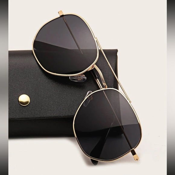 NEW Hexagon Metal Sunglasses w Brow Bar & Grey Lens OS - Picture 2 of 6